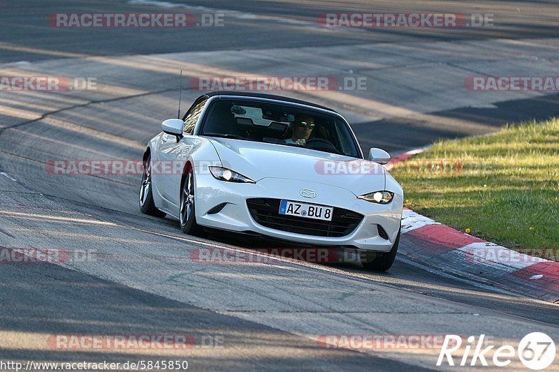 Bild #5845850 - Touristenfahrten Nürburgring Nordschleife (18.04.2019)