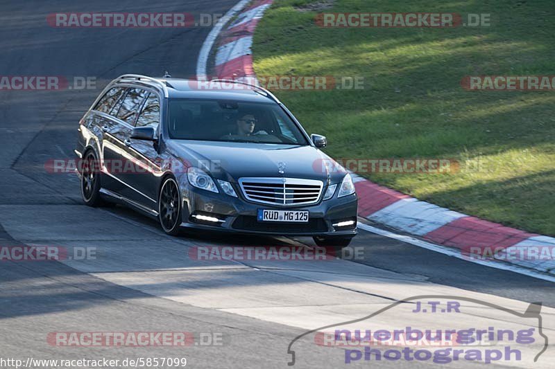 Bild #5857099 - Touristenfahrten Nürburgring Nordschleife (19.04.2019)