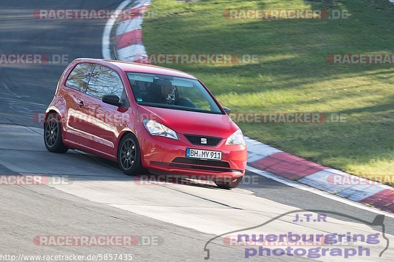 Bild #5857435 - Touristenfahrten Nürburgring Nordschleife (19.04.2019)