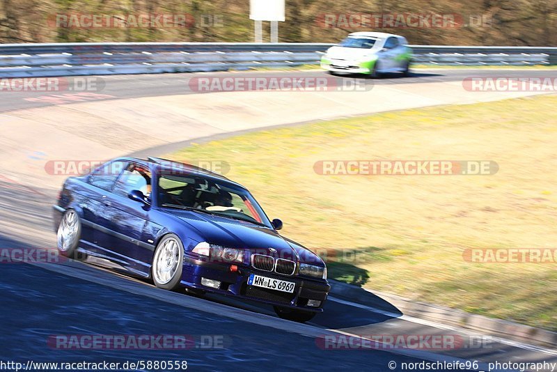 Bild #5880558 - Touristenfahrten Nürburgring Nordschleife (19.04.2019)