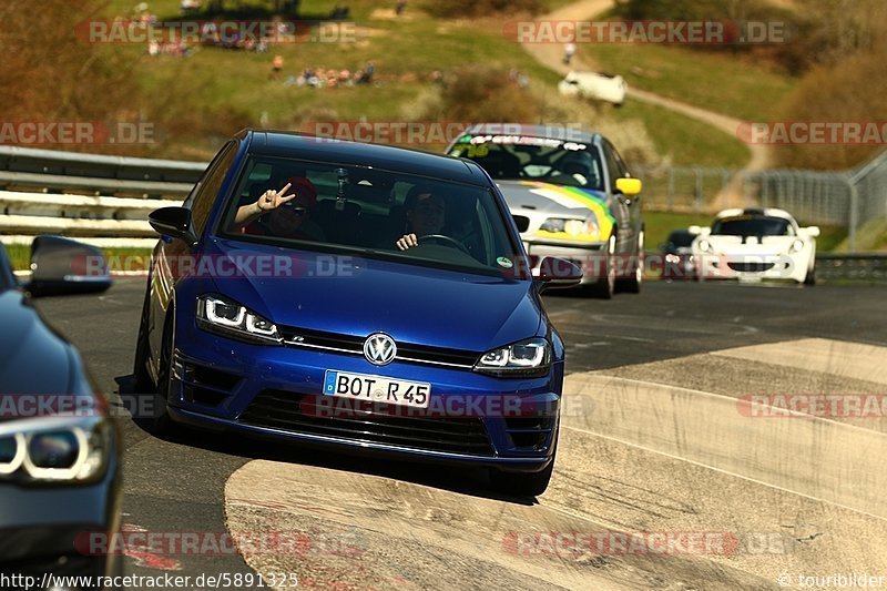 Bild #5891325 - Touristenfahrten Nürburgring Nordschleife (19.04.2019)