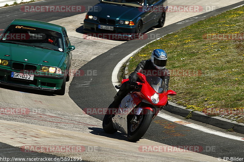 Bild #5891895 - Touristenfahrten Nürburgring Nordschleife (19.04.2019)