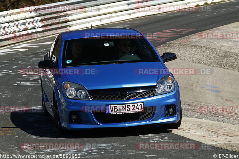 Bild #5891952 - Touristenfahrten Nürburgring Nordschleife (19.04.2019)