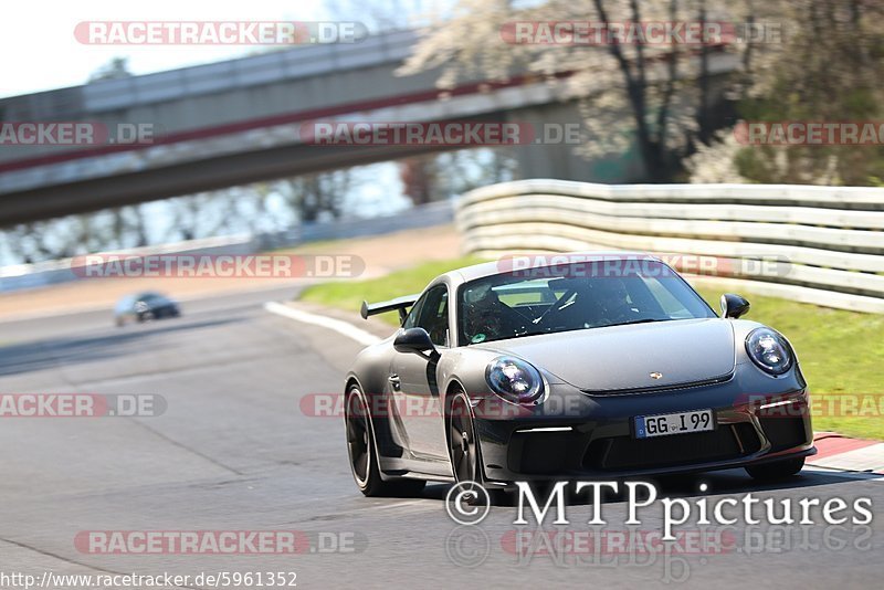 Bild #5961352 - Touristenfahrten Nürburgring Nordschleife (19.04.2019)