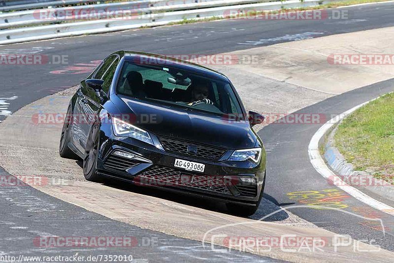 Bild #7352010 - Touristenfahrten Nürburgring Nordschleife (31.08.2019)