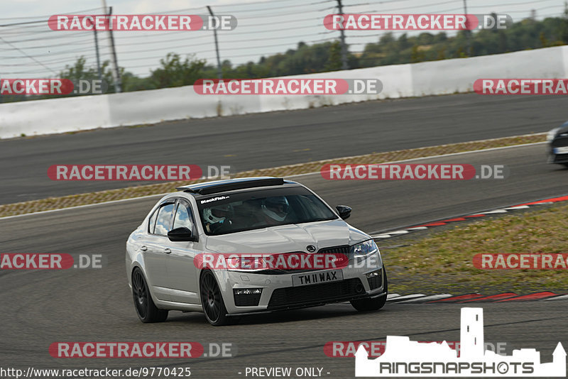 Bild #9770425 - Touristenfahrten Nürburgring GP-Strecke (28.07.2020)