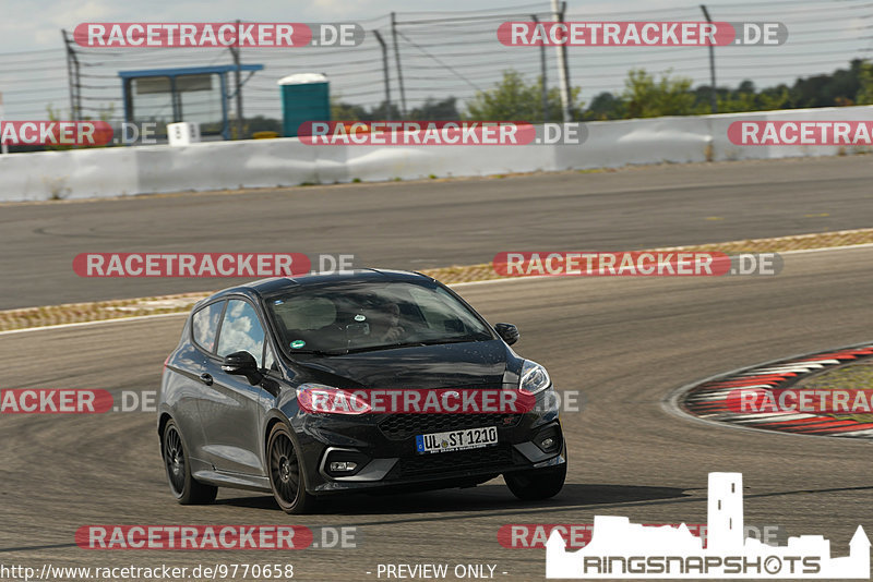 Bild #9770658 - Touristenfahrten Nürburgring GP-Strecke (28.07.2020)