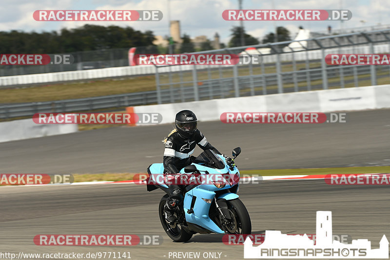 Bild #9771141 - Touristenfahrten Nürburgring GP-Strecke (28.07.2020)