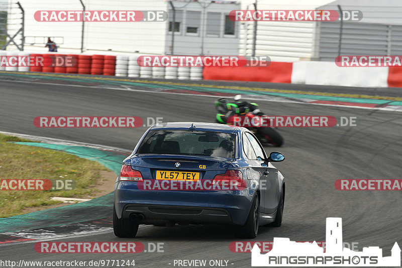 Bild #9771244 - Touristenfahrten Nürburgring GP-Strecke (28.07.2020)