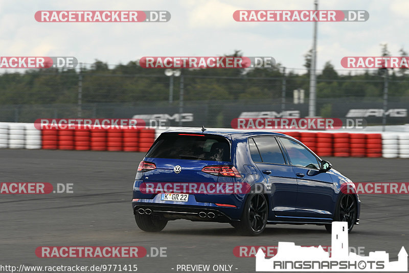 Bild #9771415 - Touristenfahrten Nürburgring GP-Strecke (28.07.2020)