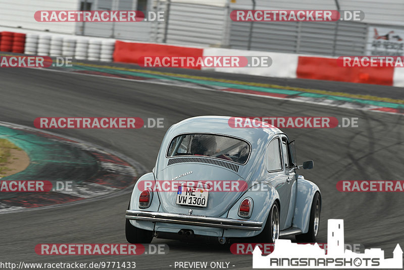 Bild #9771433 - Touristenfahrten Nürburgring GP-Strecke (28.07.2020)