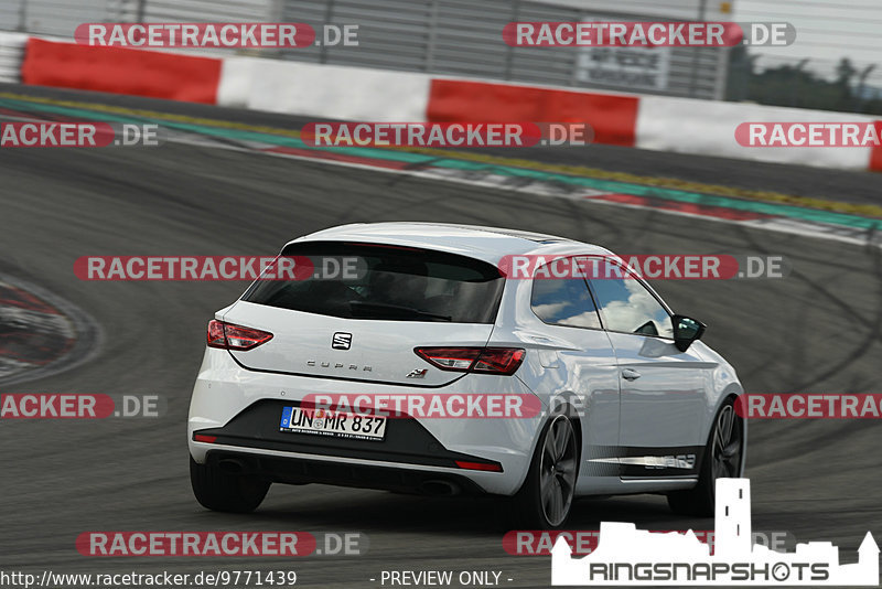 Bild #9771439 - Touristenfahrten Nürburgring GP-Strecke (28.07.2020)