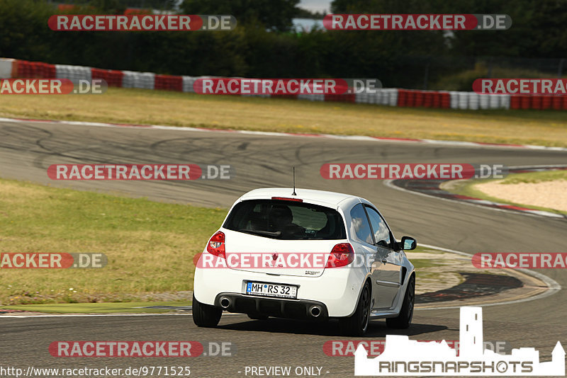 Bild #9771525 - Touristenfahrten Nürburgring GP-Strecke (28.07.2020)