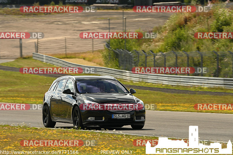 Bild #9771566 - Touristenfahrten Nürburgring GP-Strecke (28.07.2020)