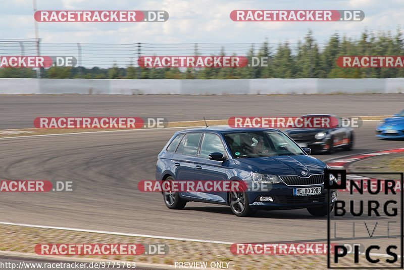 Bild #9775763 - Touristenfahrten Nürburgring GP-Strecke (28.07.2020)