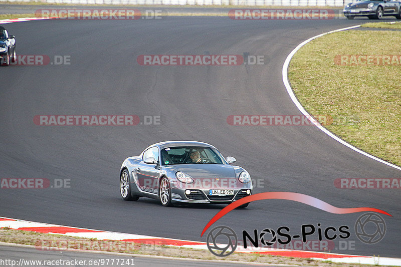 Bild #9777241 - Touristenfahrten Nürburgring GP-Strecke (28.07.2020)