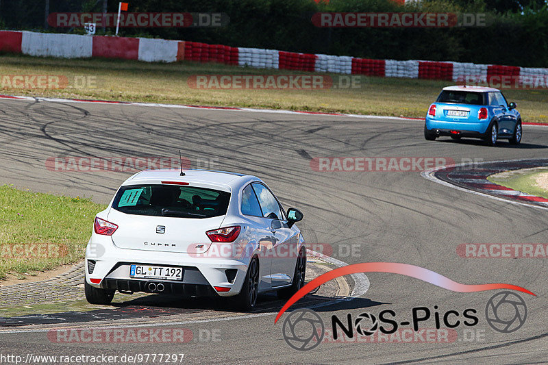 Bild #9777297 - Touristenfahrten Nürburgring GP-Strecke (28.07.2020)