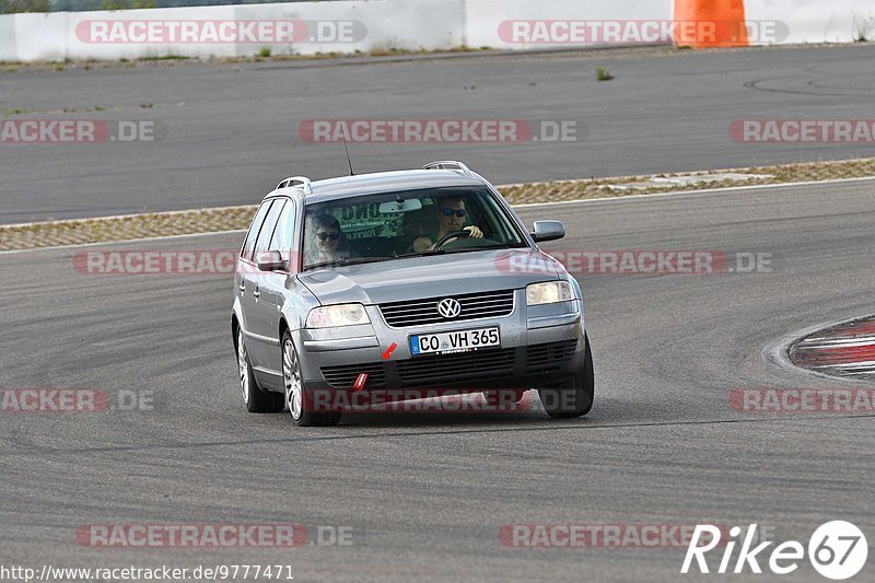 Bild #9777471 - Touristenfahrten Nürburgring GP-Strecke (28.07.2020)