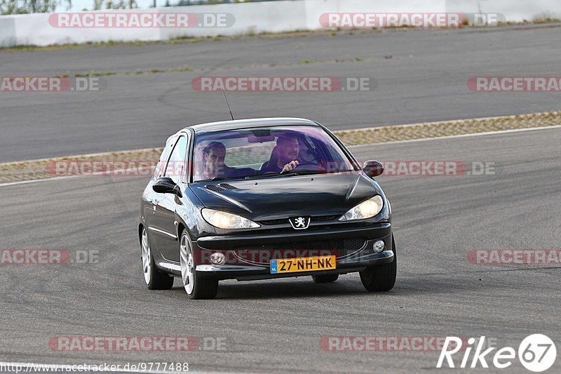 Bild #9777488 - Touristenfahrten Nürburgring GP-Strecke (28.07.2020)