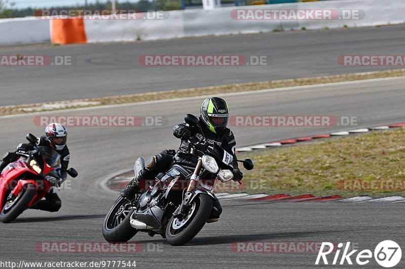 Bild #9777544 - Touristenfahrten Nürburgring GP-Strecke (28.07.2020)