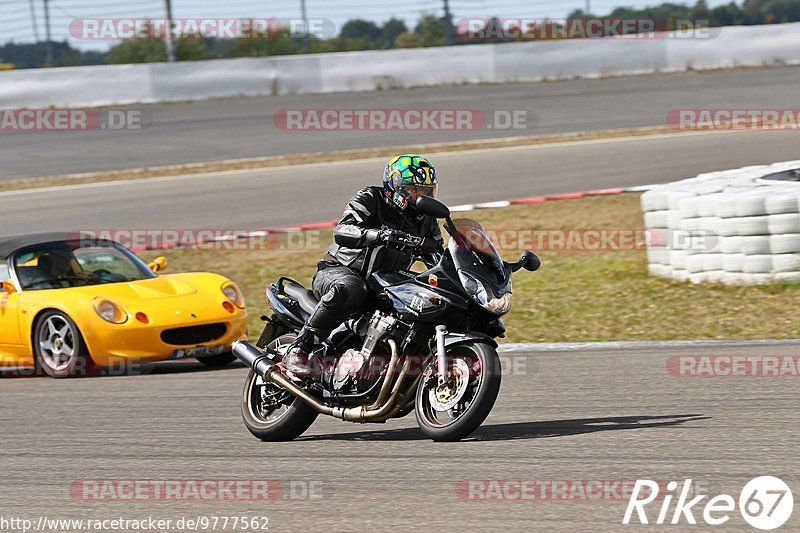 Bild #9777562 - Touristenfahrten Nürburgring GP-Strecke (28.07.2020)