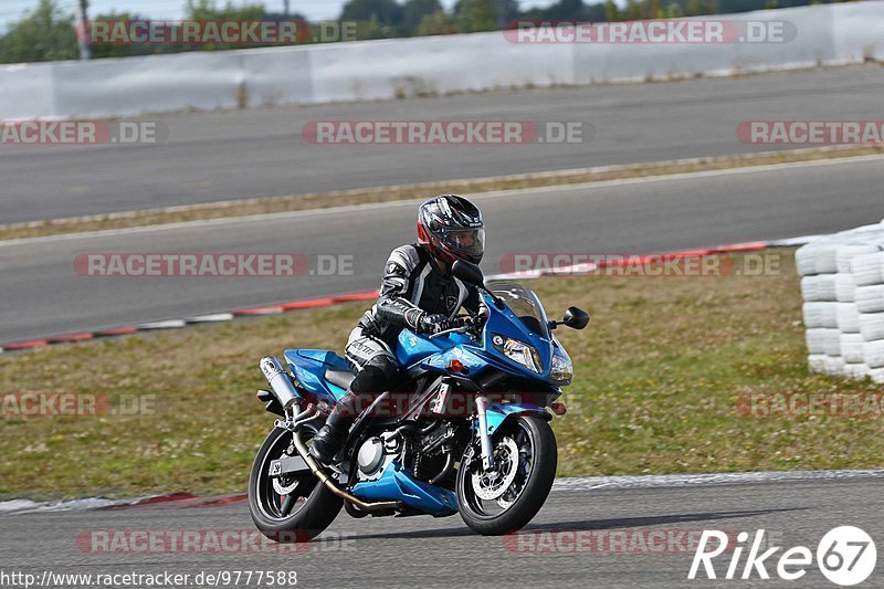 Bild #9777588 - Touristenfahrten Nürburgring GP-Strecke (28.07.2020)