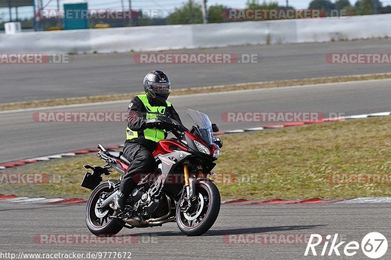 Bild #9777672 - Touristenfahrten Nürburgring GP-Strecke (28.07.2020)