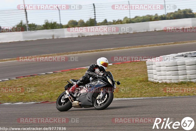 Bild #9777836 - Touristenfahrten Nürburgring GP-Strecke (28.07.2020)