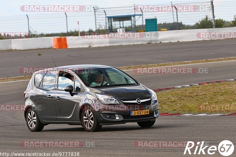 Bild #9777838 - Touristenfahrten Nürburgring GP-Strecke (28.07.2020)