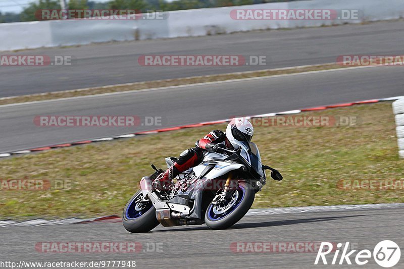 Bild #9777948 - Touristenfahrten Nürburgring GP-Strecke (28.07.2020)