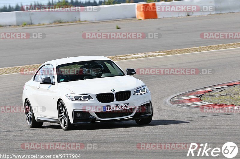 Bild #9777984 - Touristenfahrten Nürburgring GP-Strecke (28.07.2020)