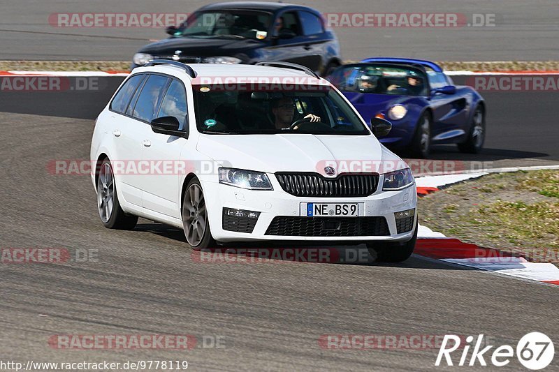 Bild #9778119 - Touristenfahrten Nürburgring GP-Strecke (28.07.2020)