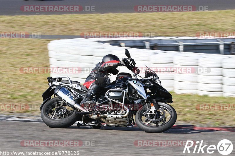 Bild #9778126 - Touristenfahrten Nürburgring GP-Strecke (28.07.2020)