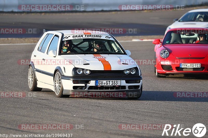 Bild #10969437 - Touristenfahrten Nürburgring GP-Strecke (29.09.2020)