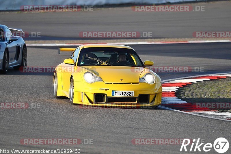 Bild #10969453 - Touristenfahrten Nürburgring GP-Strecke (29.09.2020)