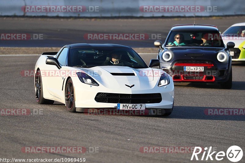 Bild #10969459 - Touristenfahrten Nürburgring GP-Strecke (29.09.2020)