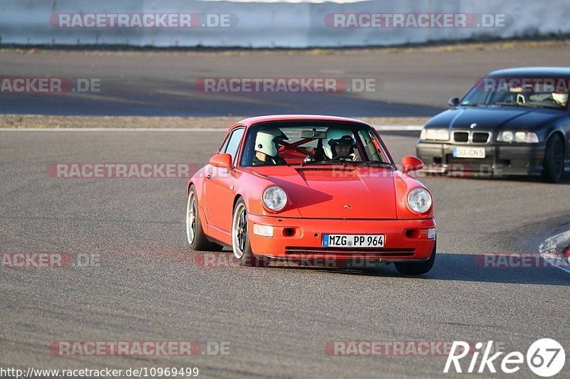 Bild #10969499 - Touristenfahrten Nürburgring GP-Strecke (29.09.2020)