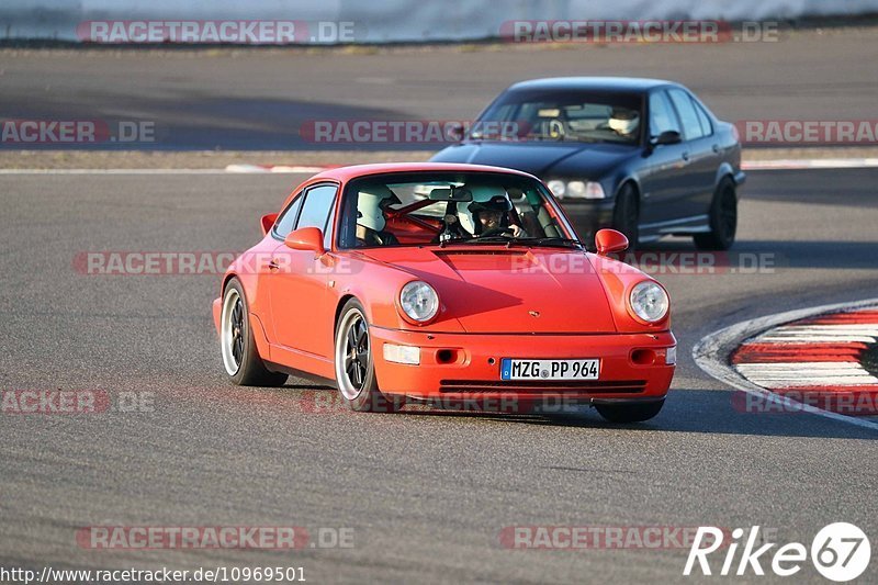 Bild #10969501 - Touristenfahrten Nürburgring GP-Strecke (29.09.2020)