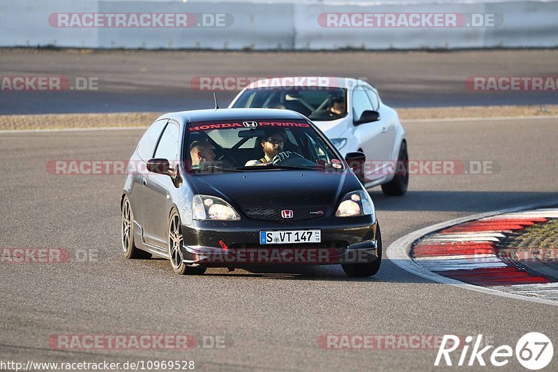 Bild #10969528 - Touristenfahrten Nürburgring GP-Strecke (29.09.2020)