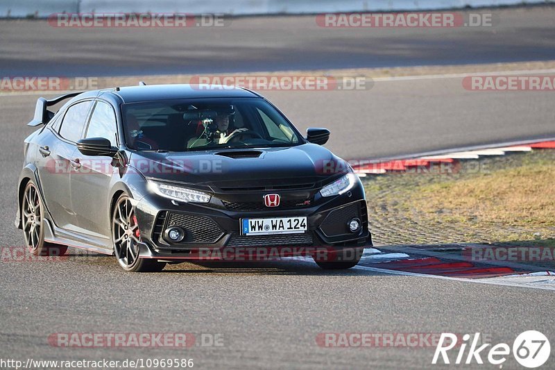 Bild #10969586 - Touristenfahrten Nürburgring GP-Strecke (29.09.2020)