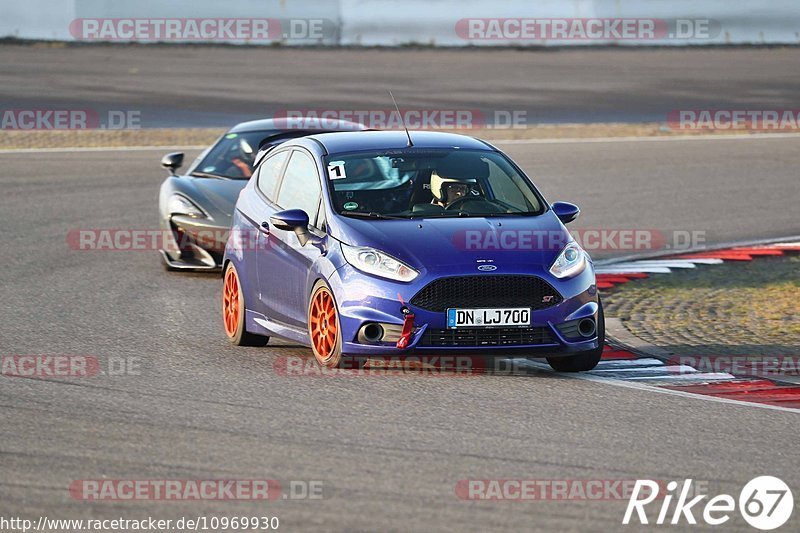 Bild #10969930 - Touristenfahrten Nürburgring GP-Strecke (29.09.2020)