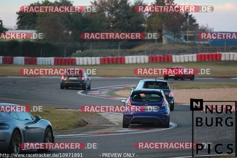 Bild #10971891 - Touristenfahrten Nürburgring GP-Strecke (29.09.2020)