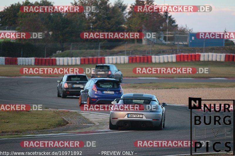 Bild #10971892 - Touristenfahrten Nürburgring GP-Strecke (29.09.2020)