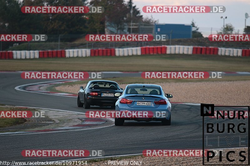 Bild #10971954 - Touristenfahrten Nürburgring GP-Strecke (29.09.2020)