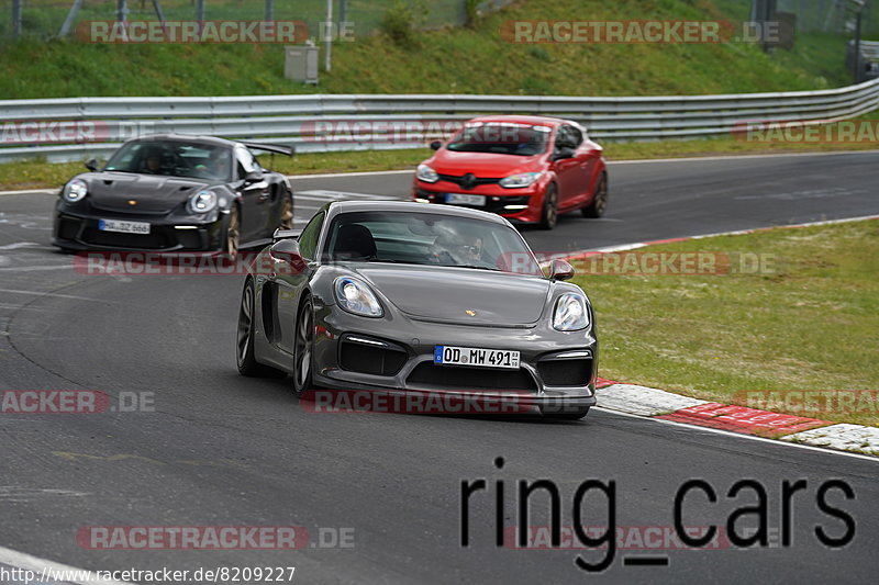 Bild #8209227 - Touristenfahrten Nürburgring Nordschleife (01.05.2020)