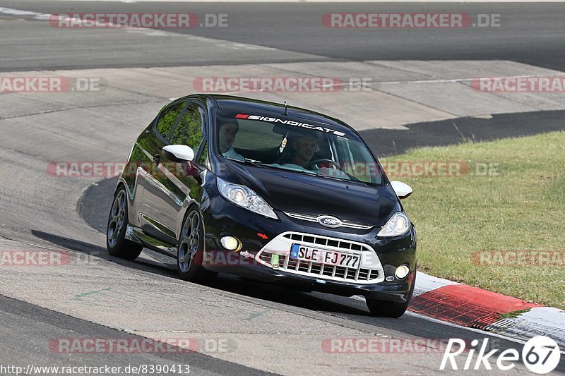 Bild #8390413 - Touristenfahrten Nürburgring Nordschleife (10.05.2020)