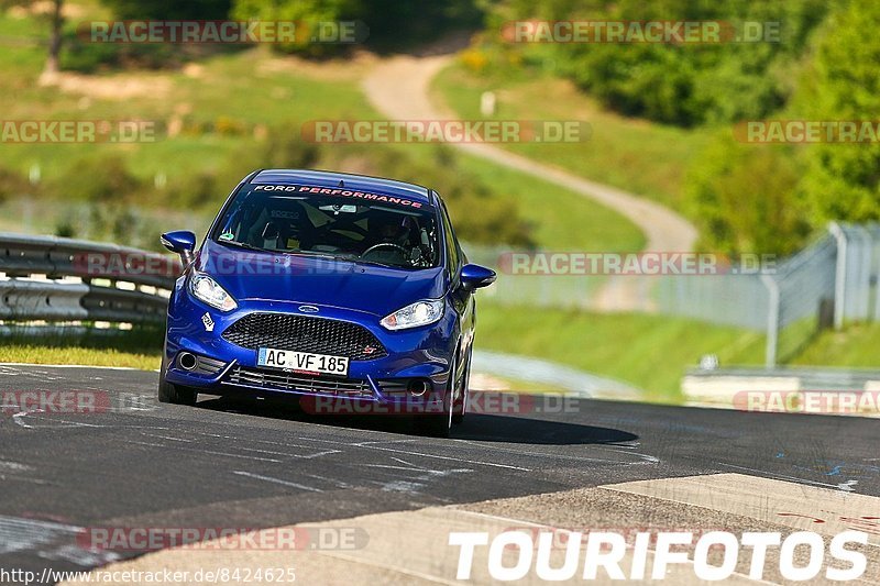 Bild #8424625 - Touristenfahrten Nürburgring Nordschleife (14.05.2020)