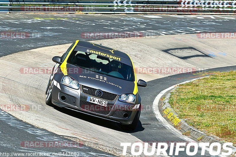 Bild #8443682 - Touristenfahrten Nürburgring Nordschleife (15.05.2020)