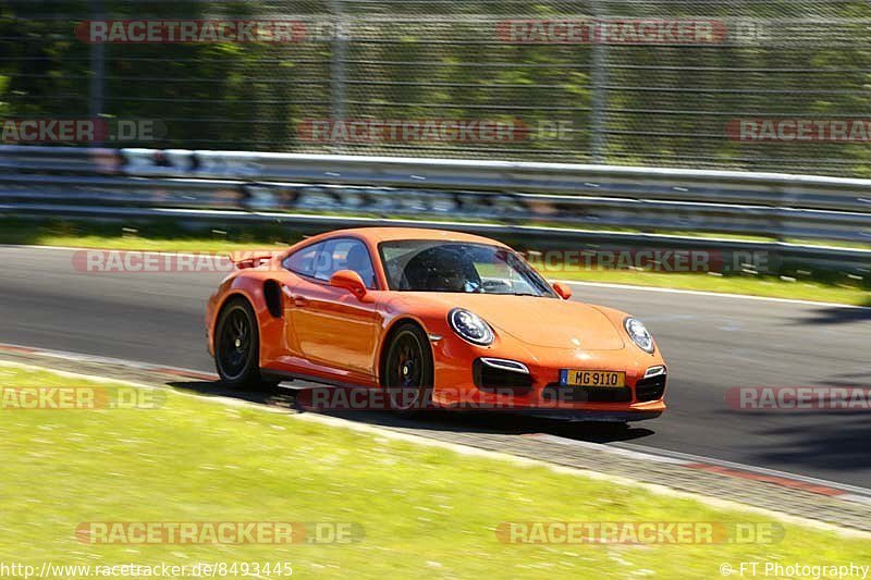 Bild #8493445 - Touristenfahrten Nürburgring Nordschleife (17.05.2020)