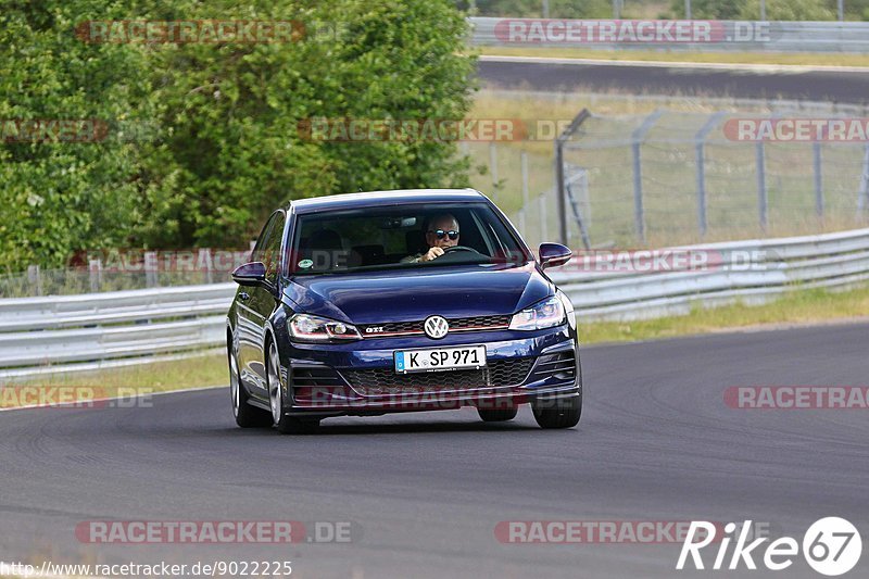 Bild #9022225 - Touristenfahrten Nürburgring Nordschleife (08.06.2020)